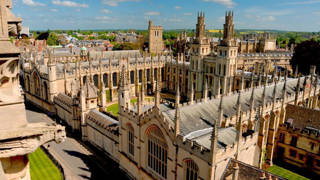 دانشگاه آکسفورد ( University of Oxford )